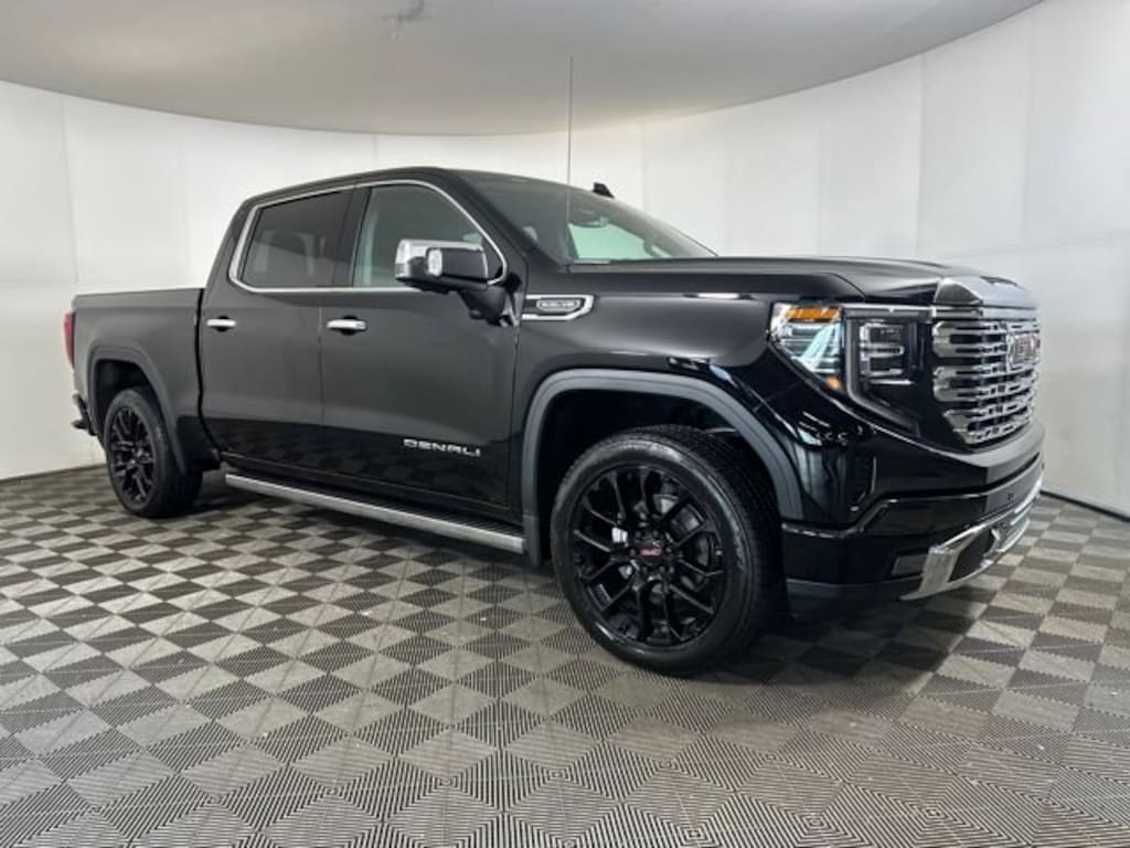 New 2025 GMC Sierra 1500 Denali Truck