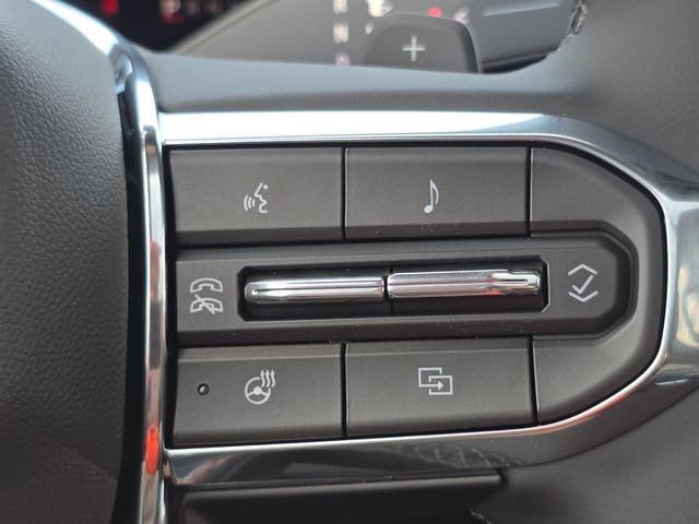 2026 GMC Yukon Denali - Photo 29