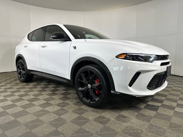 Used 2024 Dodge Hornet R/T with VIN ZACPDFCW1R3A28510 for sale in North Canton, OH