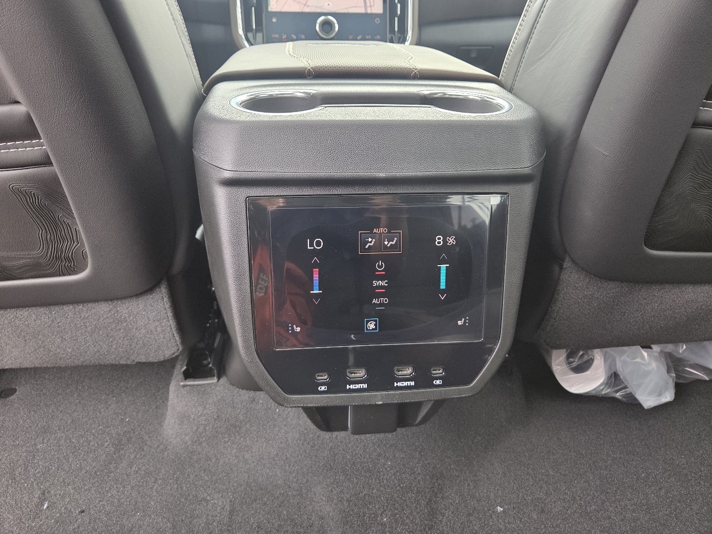 2027 GMC Yukon XL Denali Ultimate - Photo 33