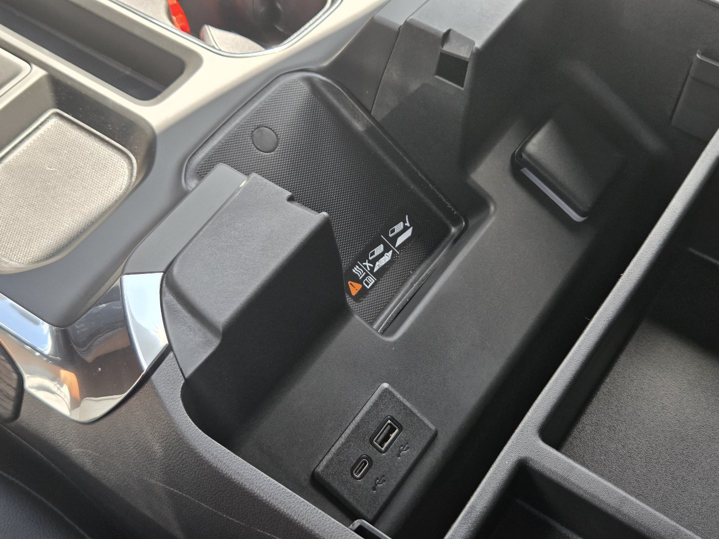 2026 GMC Sierra 1500 SLT - Photo 41