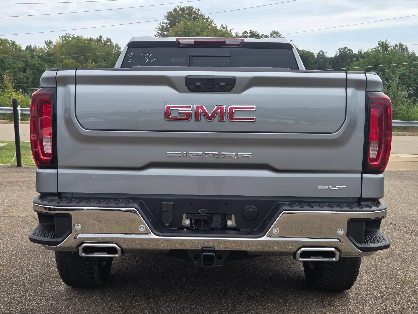 2026 GMC Sierra 1500 SLT - Photo 18