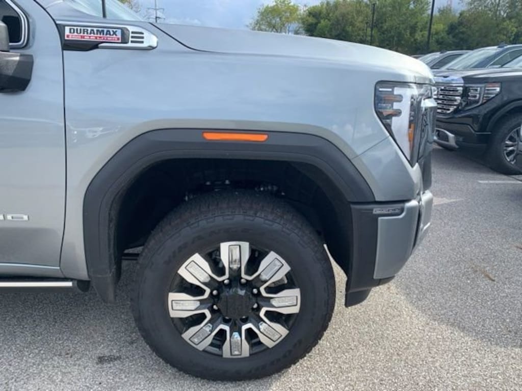 New 2025 GMC Sierra 2500 HD Denali Truck