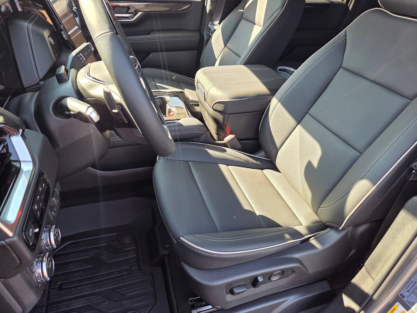 2026 GMC Yukon XL Elevation - Photo 27