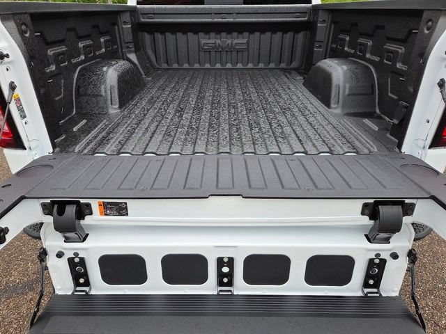 2026 GMC Sierra 1500 AT4 - Photo 21