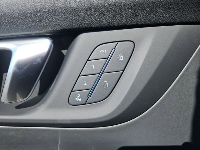 2026 Buick Enclave Sport Touring - Photo 10