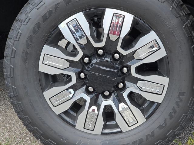 2026 GMC Sierra 2500HD Denali - Photo 14