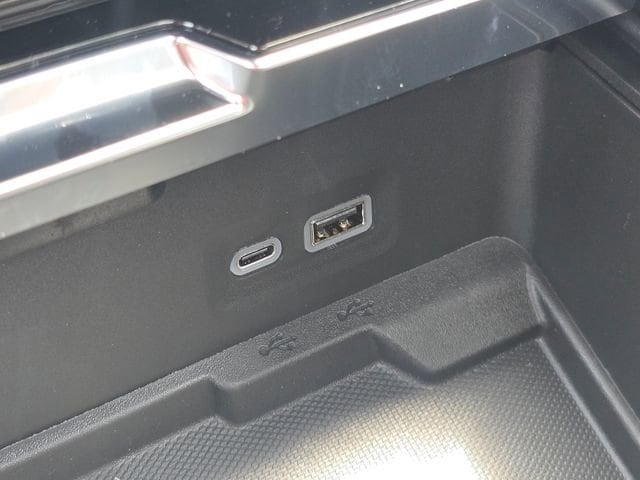 2026 GMC Yukon XL Denali - Photo 35