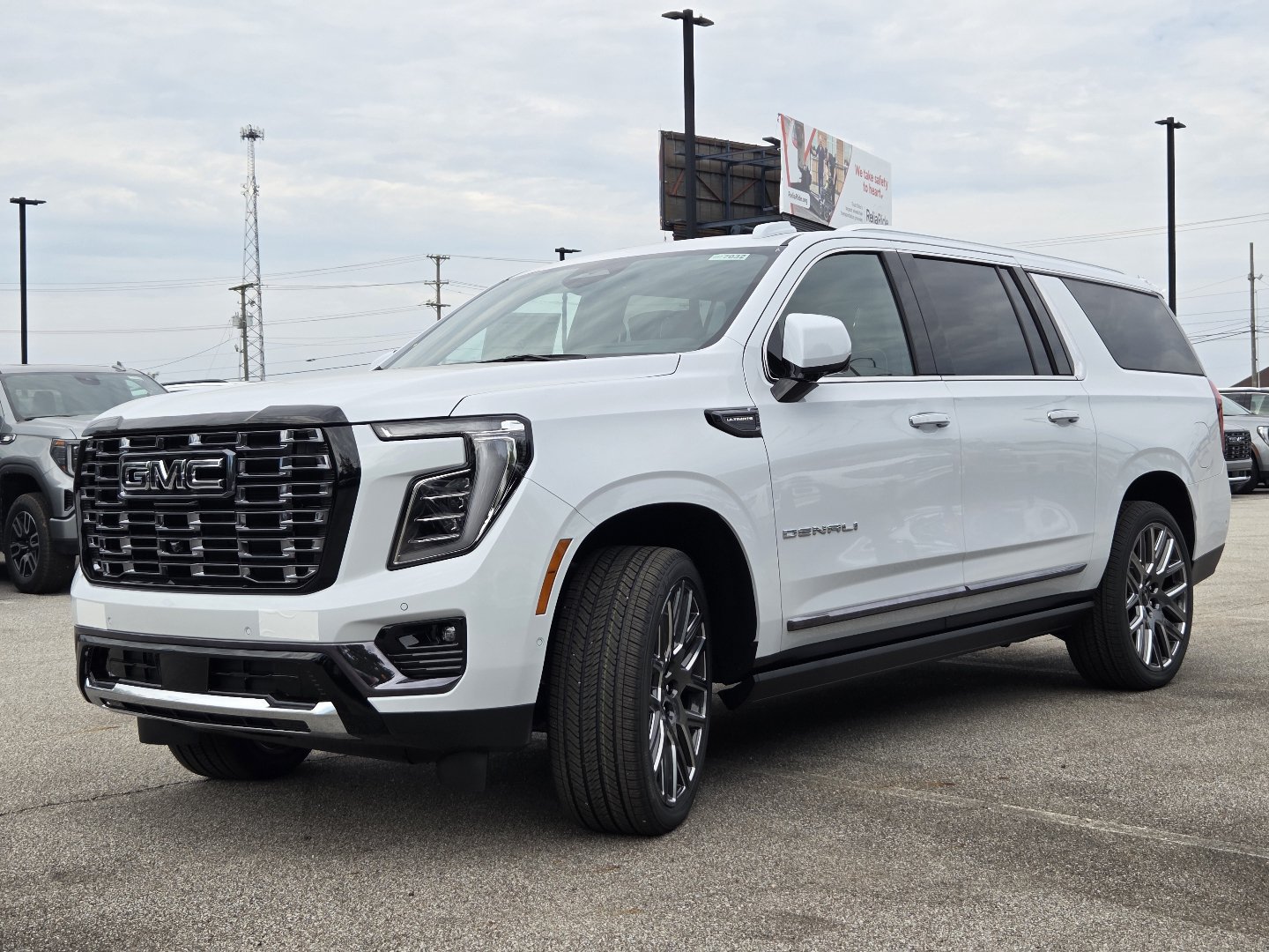 2027 GMC Yukon XL Denali Ultimate - Photo 16