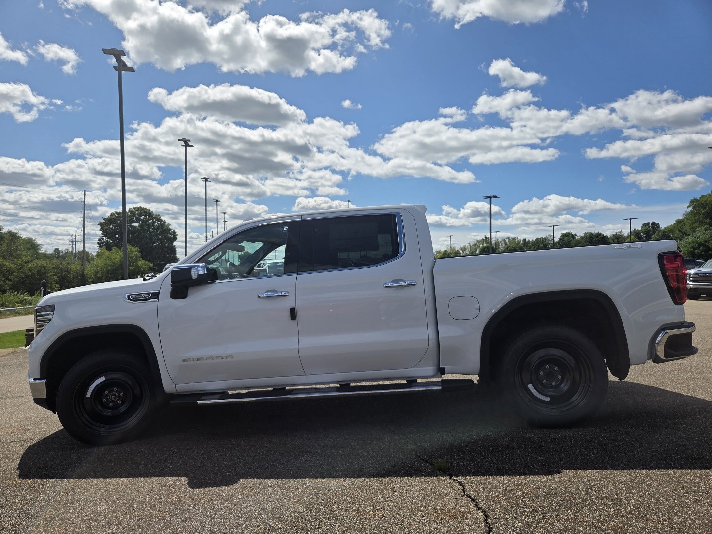 2026 GMC Sierra 1500 SLT - Photo 15