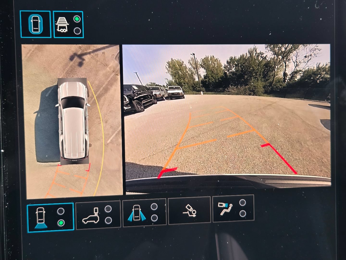 2026 GMC Yukon XL Elevation - Photo 8