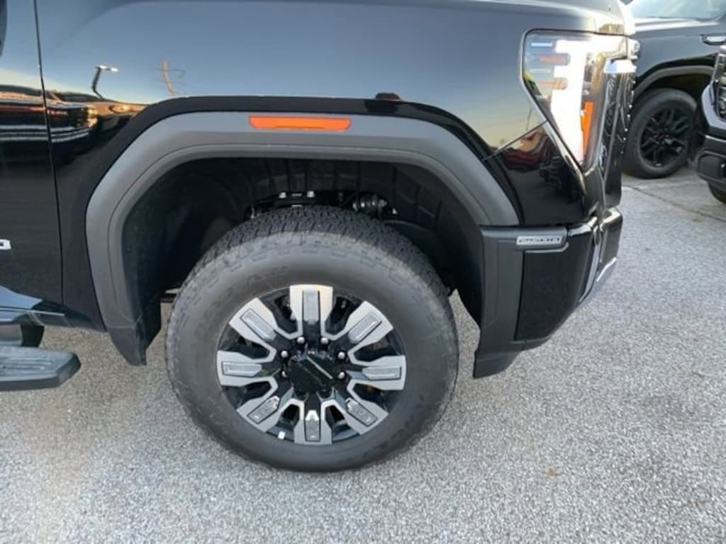 New 2025 GMC Sierra 2500 HD Denali Truck