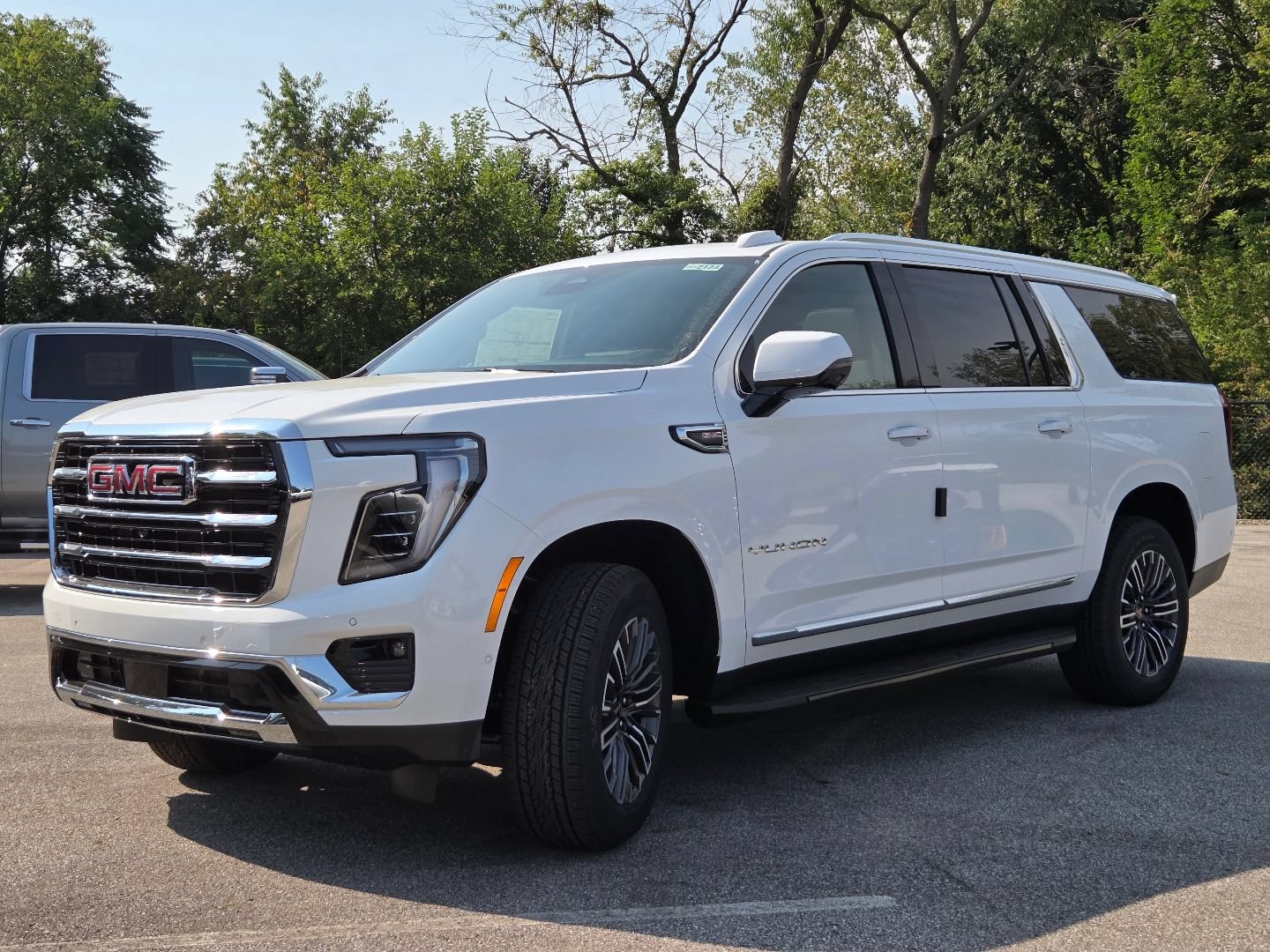 2026 GMC Yukon XL Elevation - Photo 15