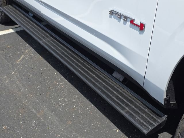 2026 GMC Yukon XL AT4 Ultimate - Photo 19