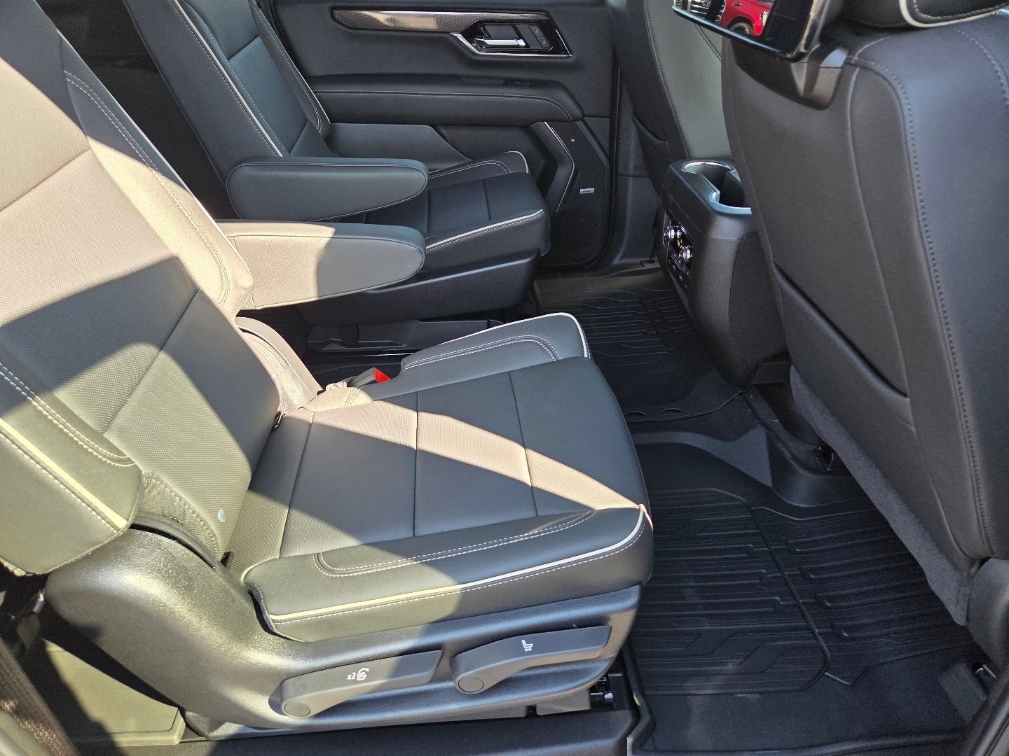 2026 GMC Yukon XL Elevation - Photo 23