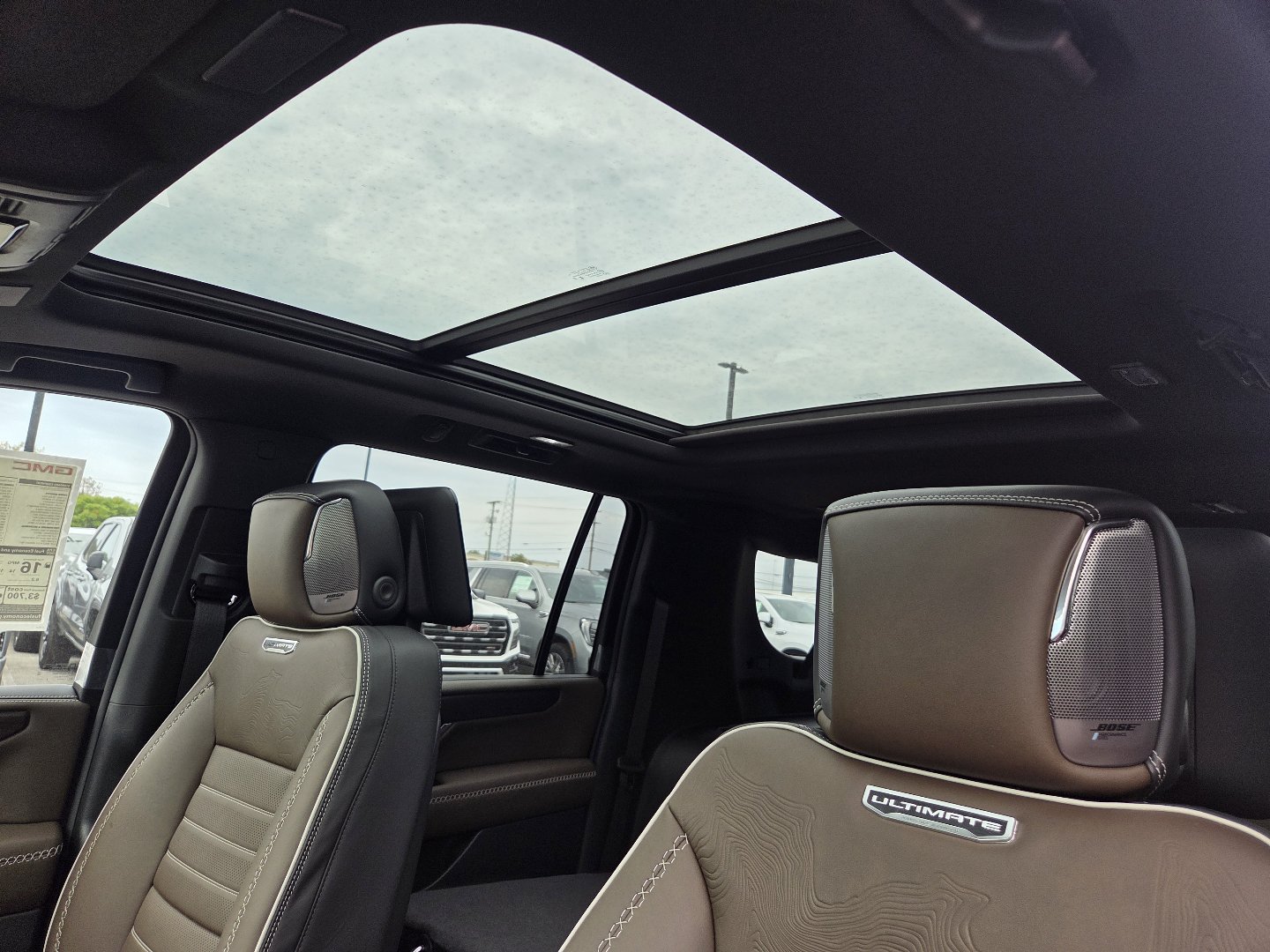 2027 GMC Yukon XL Denali Ultimate - Photo 6