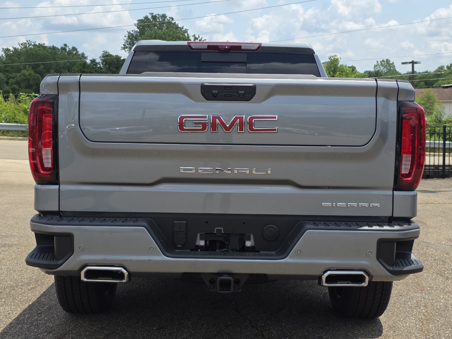 2026 GMC Sierra 1500 Denali - Photo 17