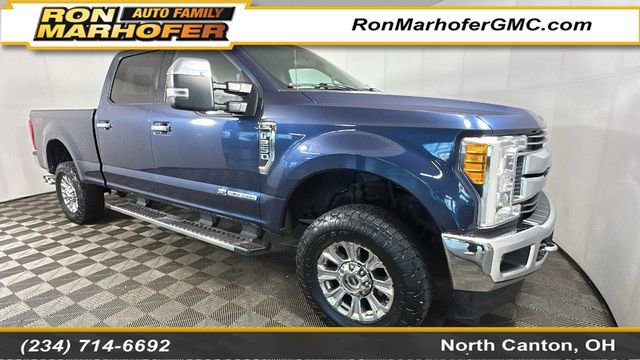 2017 Ford F-250 XLT 4x4 Crew Cab 8' Box's photo