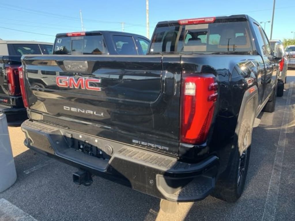 New 2025 GMC Sierra 2500 HD Denali Truck