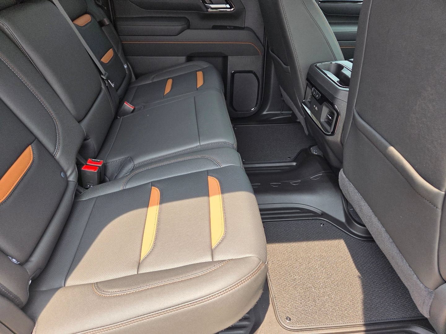 2026 GMC Sierra 2500HD AT4 - Photo 26
