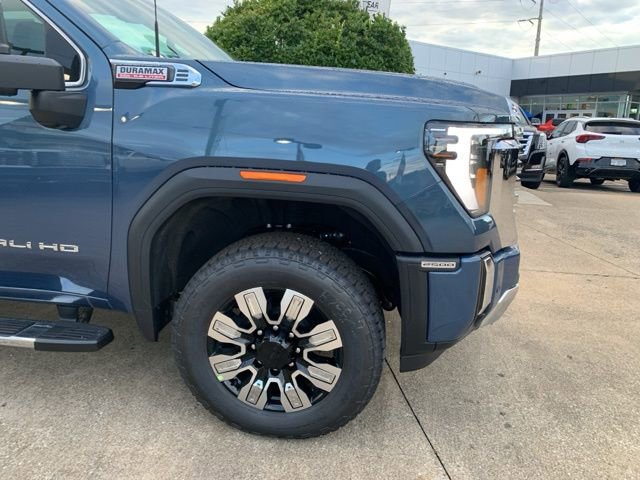 2026 Gmc Sierra 2500 HD Denali photo 2