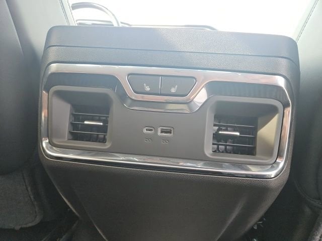 2025 GMC Sierra 1500 Denali Ultimate - Photo 21
