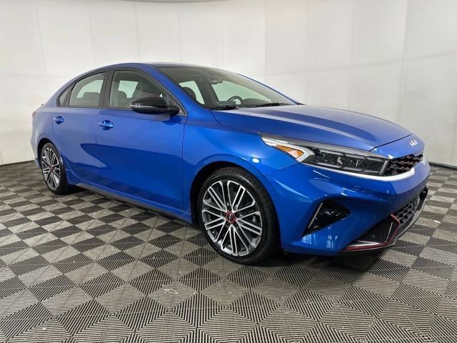 2023 Kia Forte GT photo 2