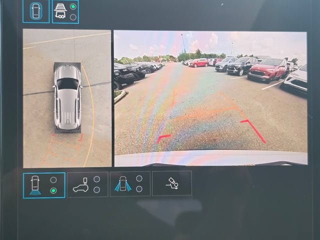2026 GMC Acadia AT4 - Photo 6