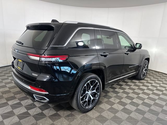 2022 Jeep Cherokee photo 3