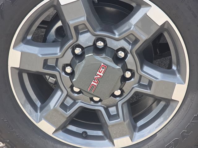 2026 GMC Sierra 2500HD SLT - Photo 10