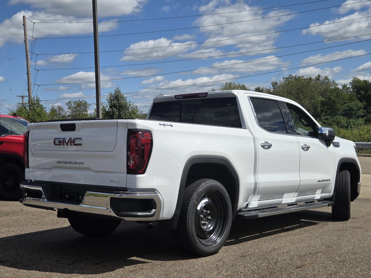 2026 GMC Sierra 1500 SLT - Photo 19