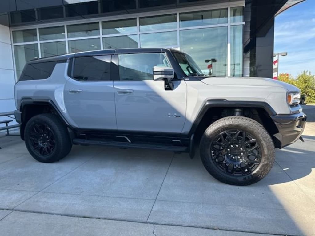 New 2025 GMC HUMMER EV SUV 2X SUV