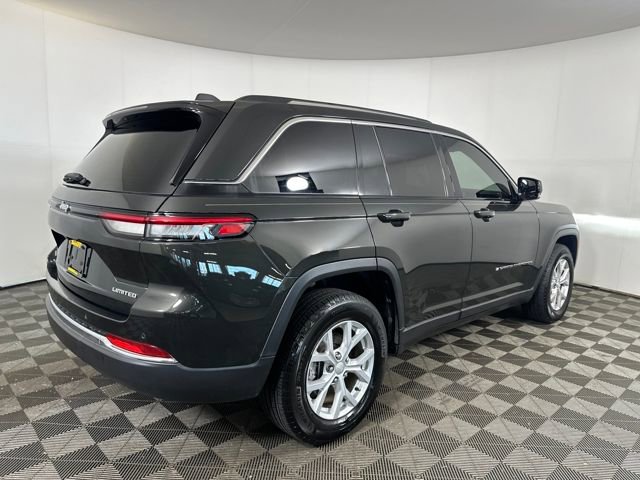 2023 Jeep Grand Cherokee Limited photo 3