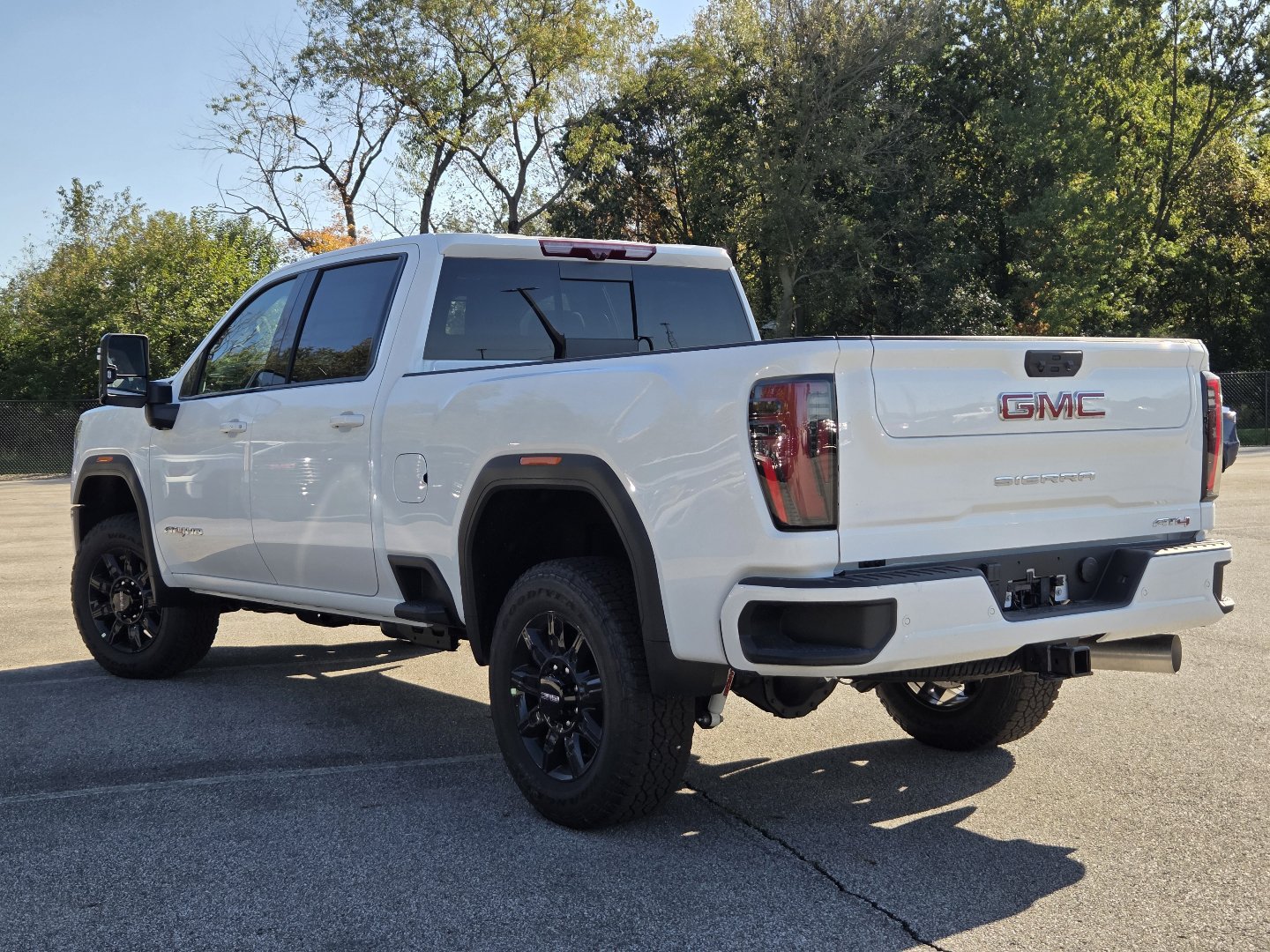 2026 GMC Sierra 2500HD AT4 - Photo 17