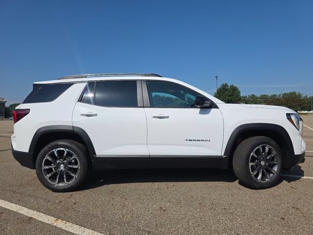 2027 GMC Terrain Elevation - Photo 17