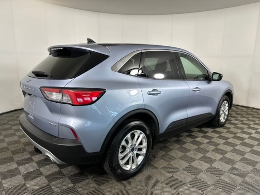 Used 2022 Ford Escape SE SUV