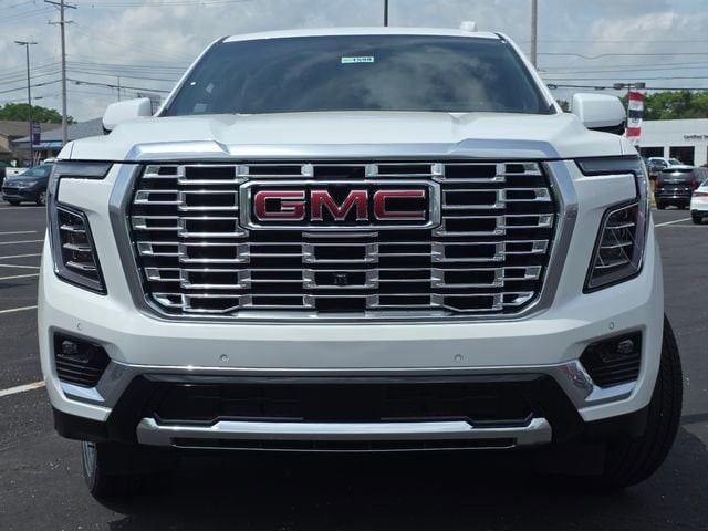 2026 GMC Yukon XL Denali - Photo 12