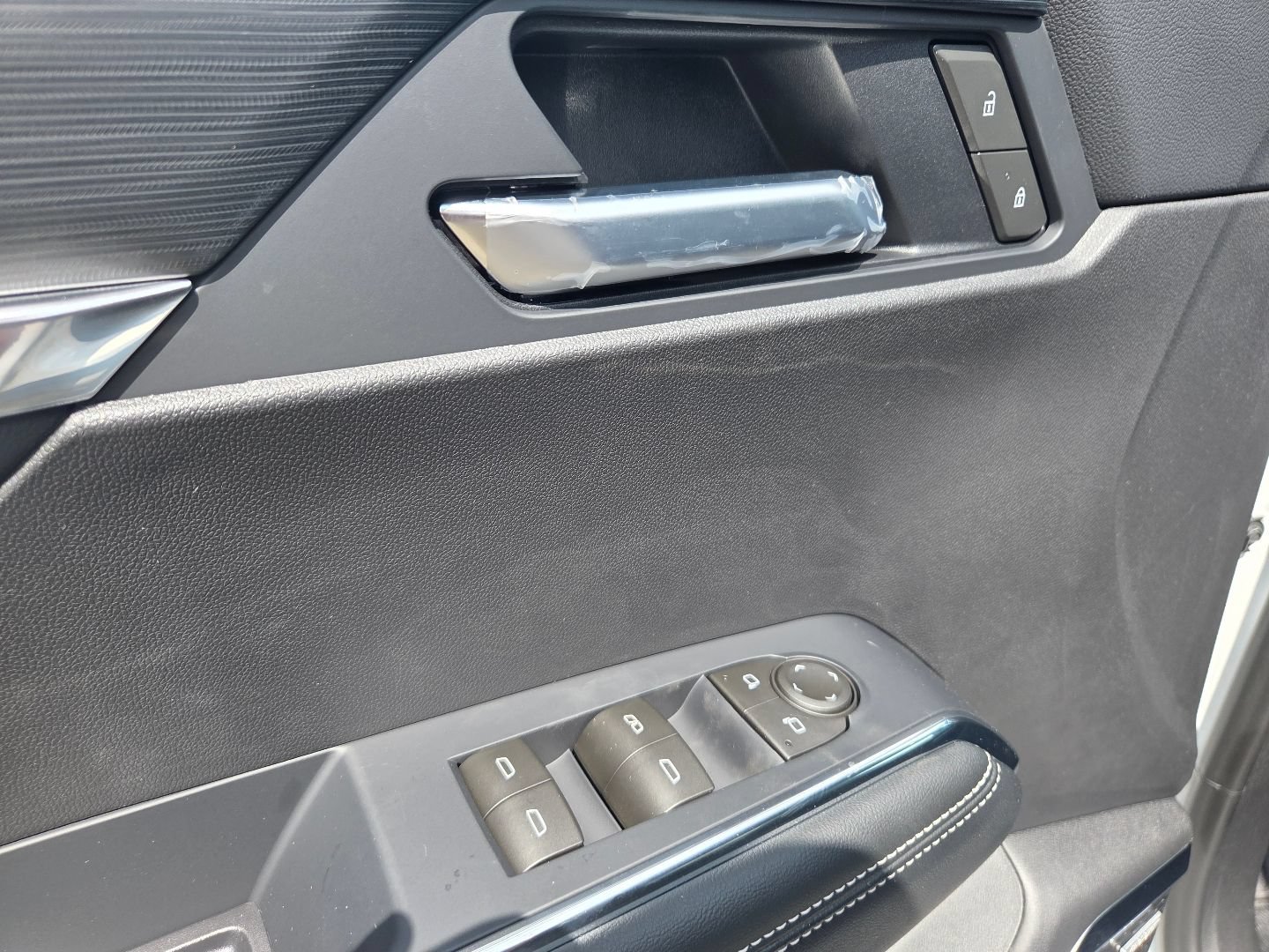 2026 GMC Acadia Elevation - Photo 26