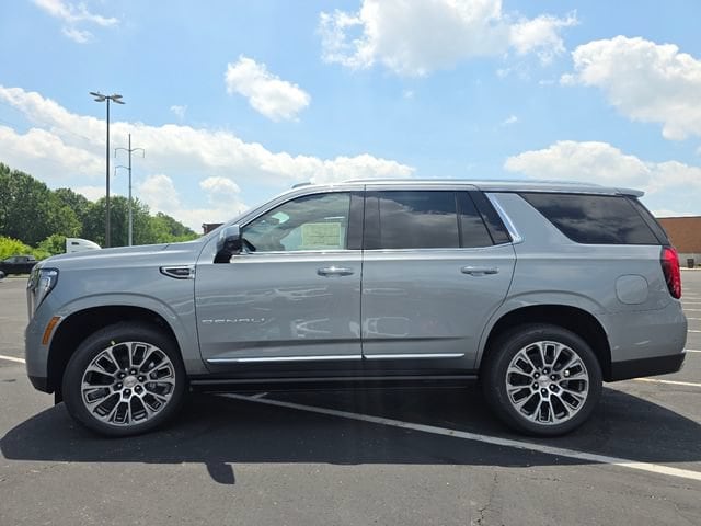 2026 GMC Yukon Denali - Photo 14