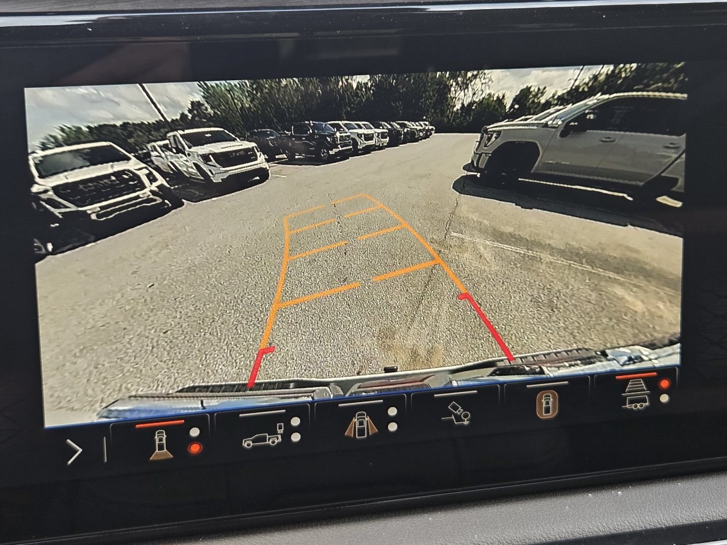 2026 GMC Sierra 1500 AT4 - Photo 8