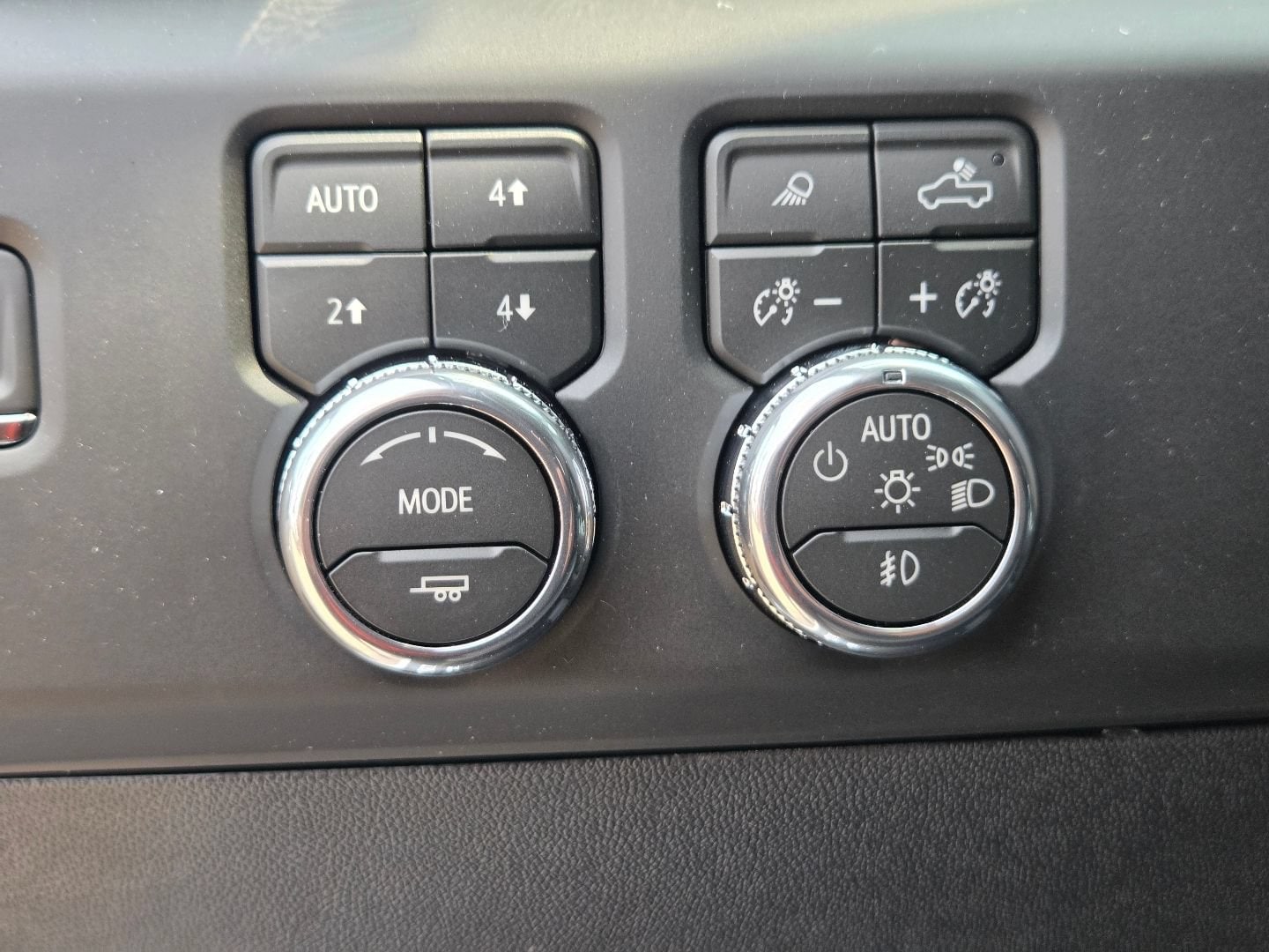 2026 GMC Sierra 2500HD AT4 - Photo 34