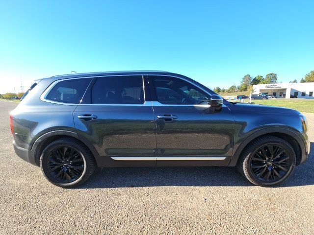 2022 Kia Telluride SX photo 2