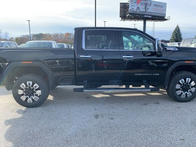 2025 Gmc Sierra 3500 HD Denali photo 3