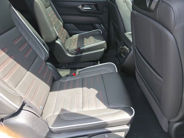 2026 GMC Yukon XL AT4 Ultimate - Photo 21