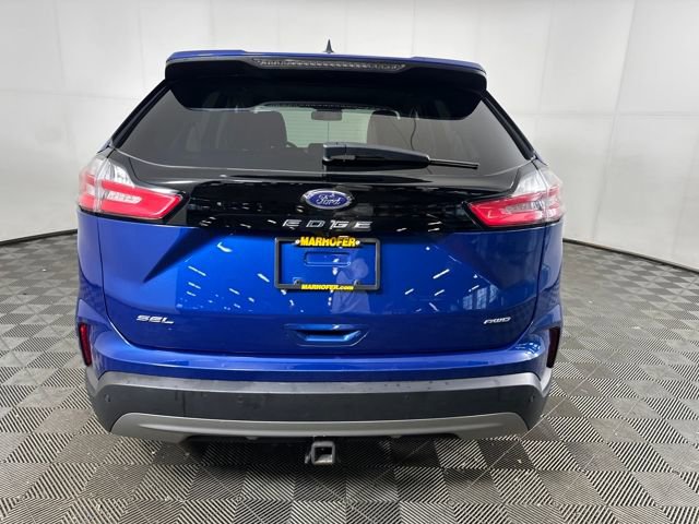 2022 Ford Edge SEL photo 3