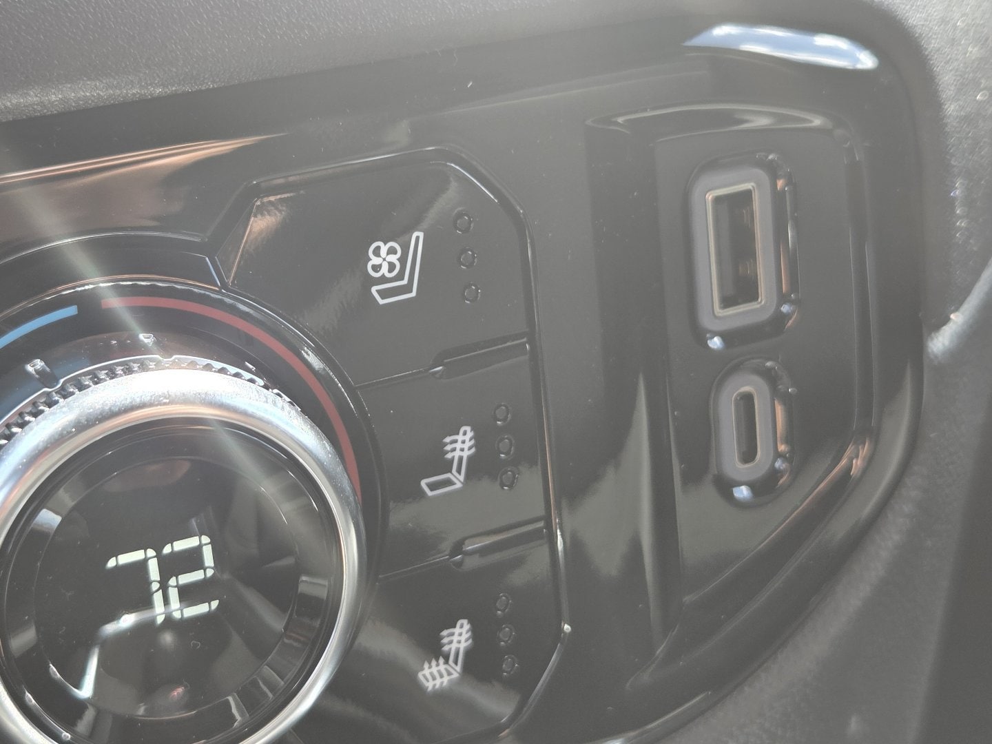 2026 GMC Sierra 1500 SLT - Photo 39