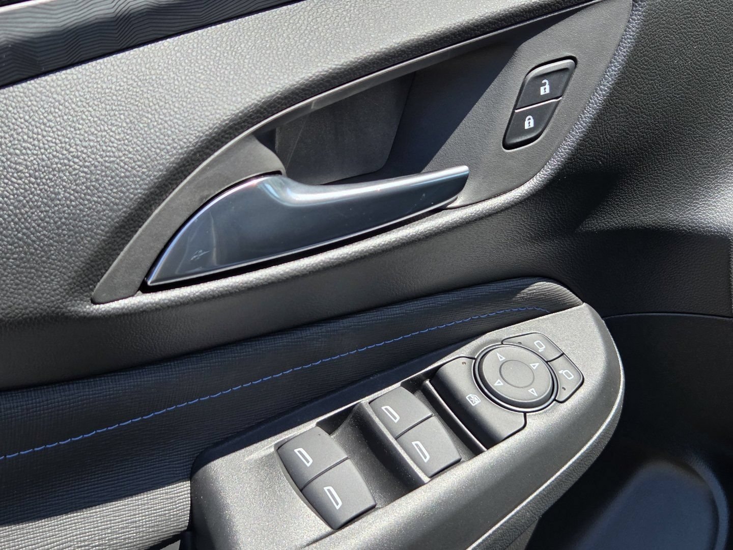 2026 Buick Envista Sport Touring - Photo 25