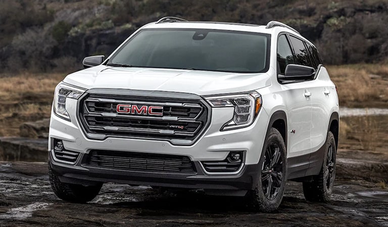 New 2023 GMC Terrain North Canton Ohio