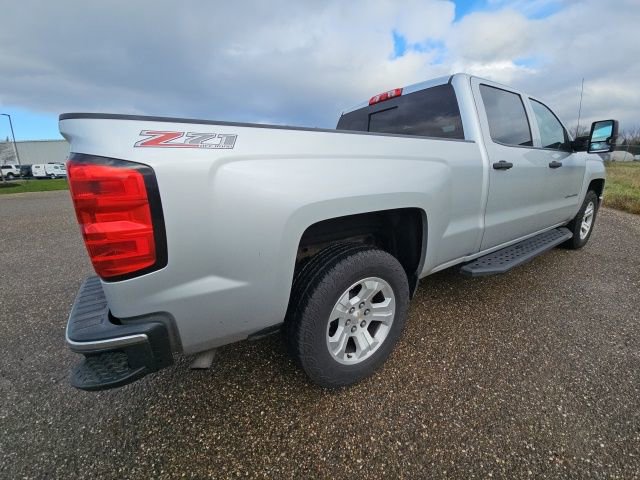 2014 Chevrolet Silverado 1500 LT photo 3