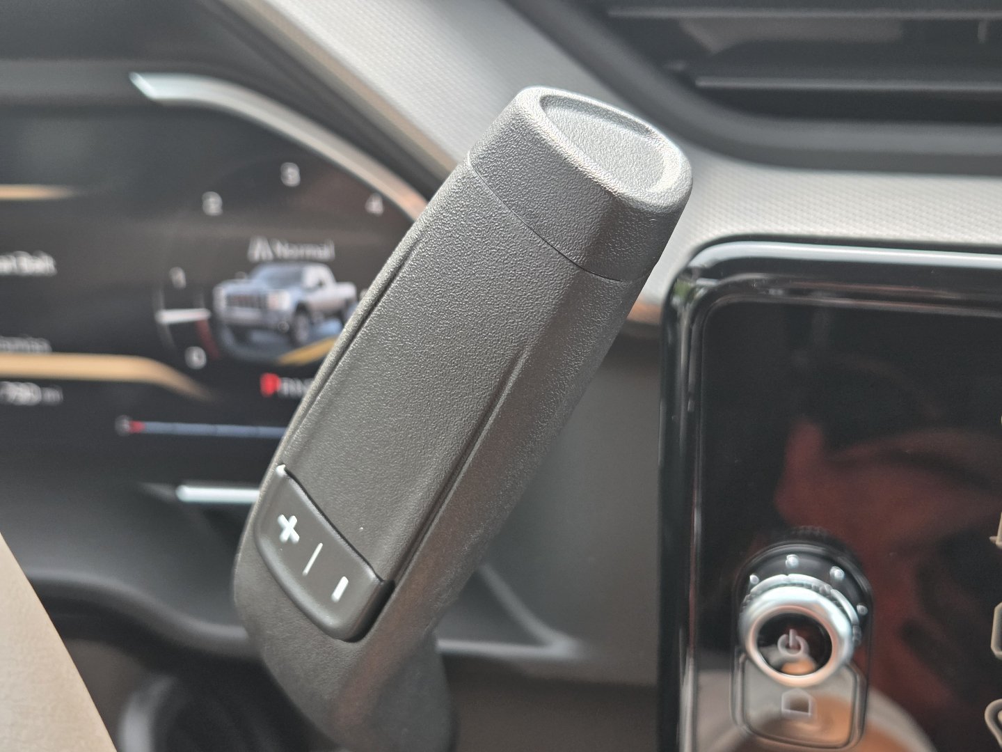 2026 GMC Sierra 2500HD Denali - Photo 36